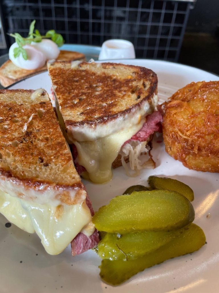 REUBEN SANDWICH